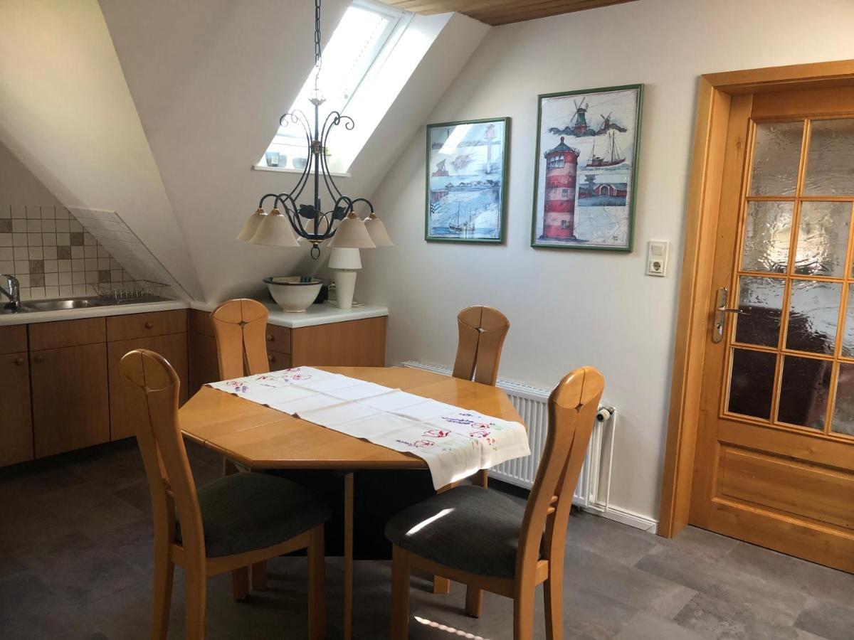 Wohlfuehlen In Gepflegter 70 Qm Oberwohnung Marienhafe Екстер'єр фото